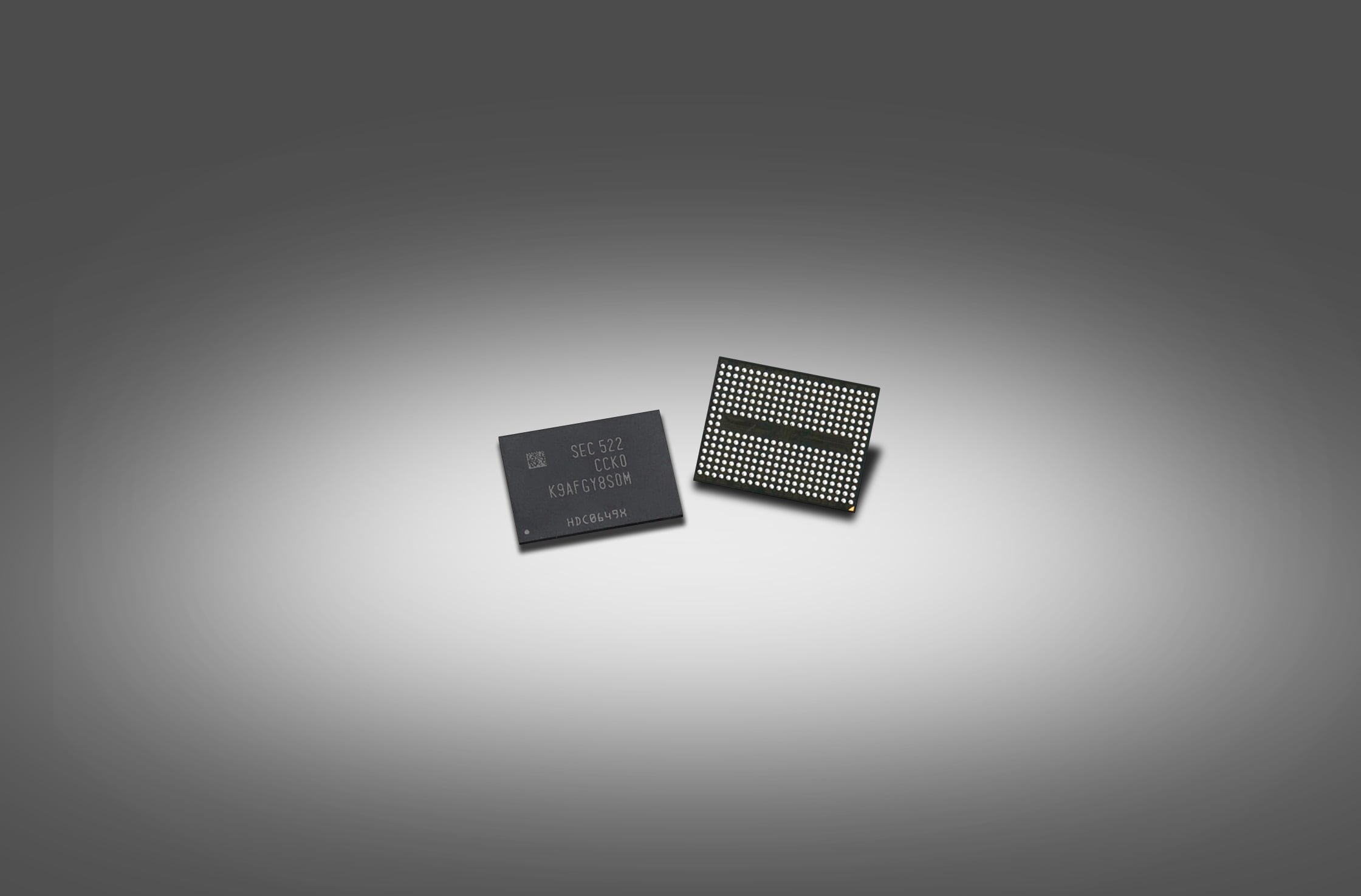 Samsung Electronics Begins Mass Producing Industry First 256 Gigabit