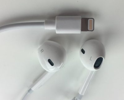 Rumor: Earpods to connect with lightening port on iPhone 7