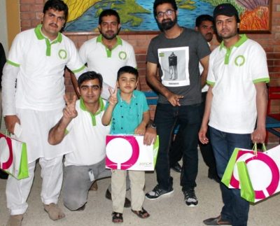 Zong 4G volunteers under its Employee Volunteers Programme, A New Hope, visited Pakistan Institute of Medical Sciences and spent quality time
