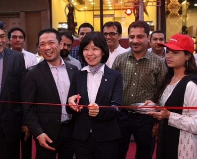 Canon in Pakistan, today announced its foray into the retail space with the launch of its exclusive brand retail store called Canon Image Square.