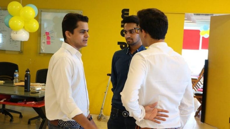 CertCars, a startup incubated at The Nest i/o, get an investment of Rs 5 million on their graduation day from homeshopping.pk.