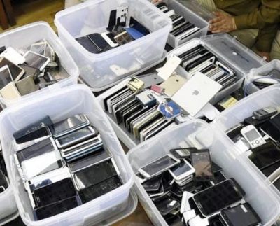 The police force has detained a mob of nine people drawn in changing the IMEI number of stolen phones. The bunch of criminals was reselling the phones with changed IMEIs