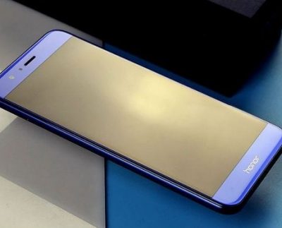 The Honor 9 is a very good phone, coming in at a decent price. The phone sports a 5.15 inch Full HD display, with 2.5D glass, and comes with Kirin 960 chip