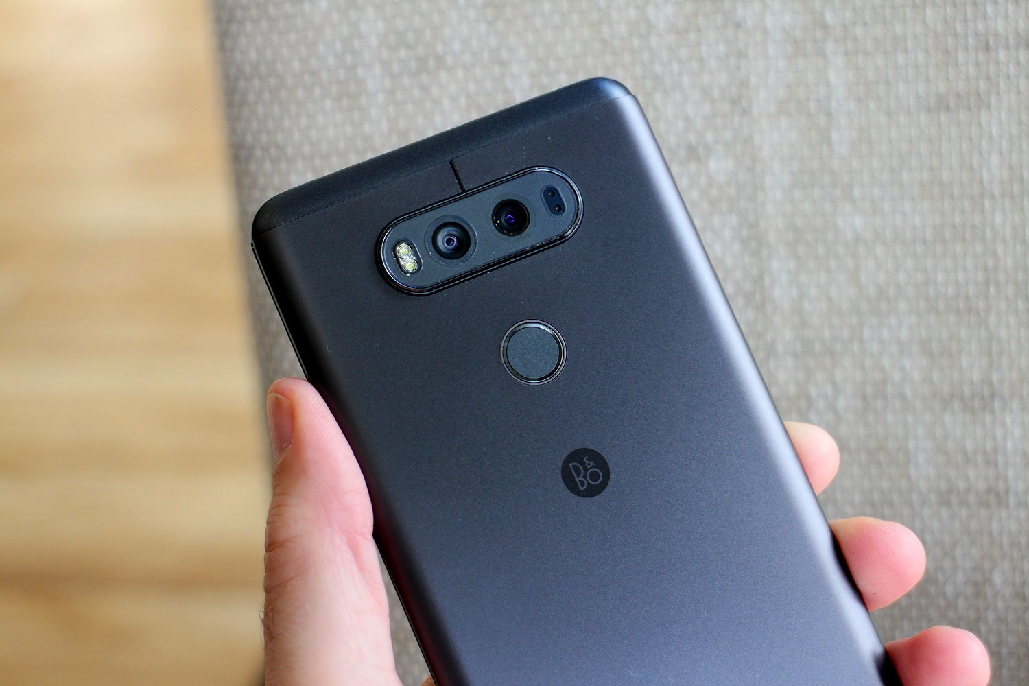 The successor the V20, the V30 is expected to be a hit in the market. It is expected to come with a display in the ratio 2:1, while recent rumors claim that