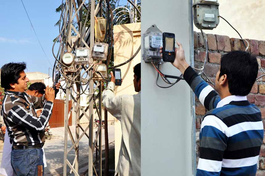 Pakistanis will soon get rid of the outdated electricity meter and a reading system being replaced by electronic meters featuring a SIM card.