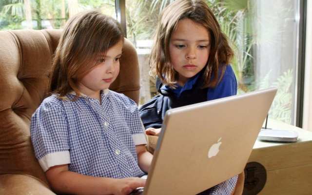 Children must spend more time online