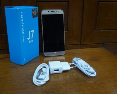 Samsung Galaxy J7 Pro is the best device but is it good to buy in this price range? In general, the Samsung Galaxy J7 Pro can be viewed as an extraordinary