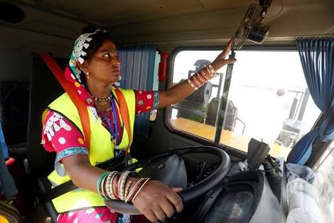 Meet the first Pakistani women truck driver