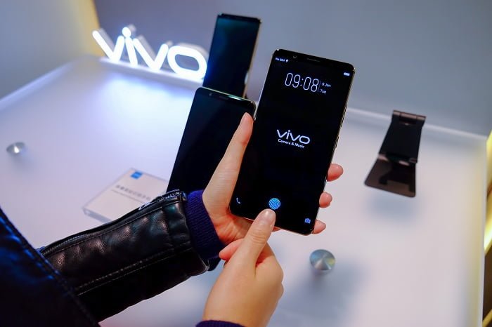 Vivo Showcases World’s First Ready-to-Produce In-Display Fingerprint Scanning Smartphone at CES 2018