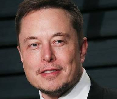 Elon Musk demands regulations for social media and AI