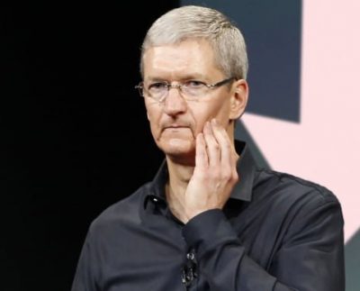 Apple faces a new legal headache on privacy issues