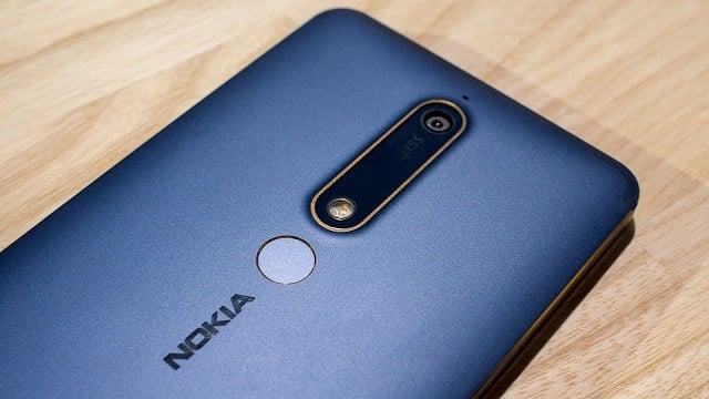 Nokia adopts Zeiss top of line lenses for its smartphones