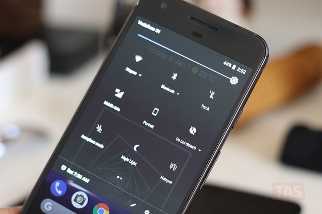 Google phone app to introduce a dark theme?