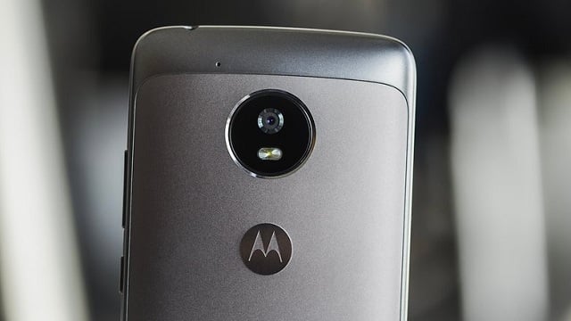 Android 8.1 Oreo bought to both Moto G5 and the Moto G5 Plus