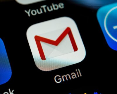 Google is afraid of assuming your gender with Gmail's Smart Compose feature