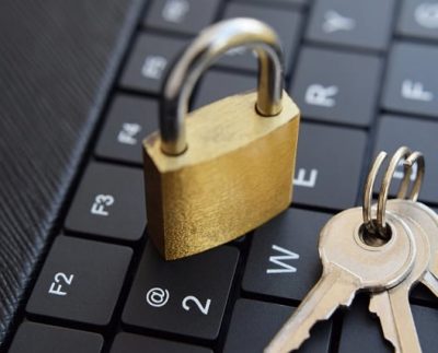 Display of padlock on phishing sites