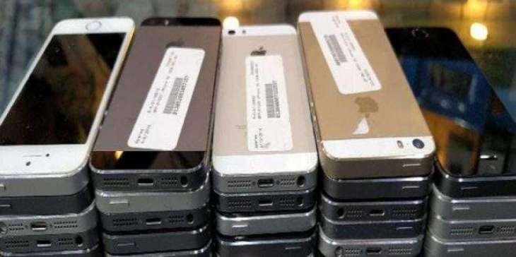 Pakistani Politician involved in Mobile Phone Smuggling