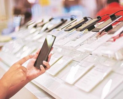 Smartphone sales resume on the other side of the border
