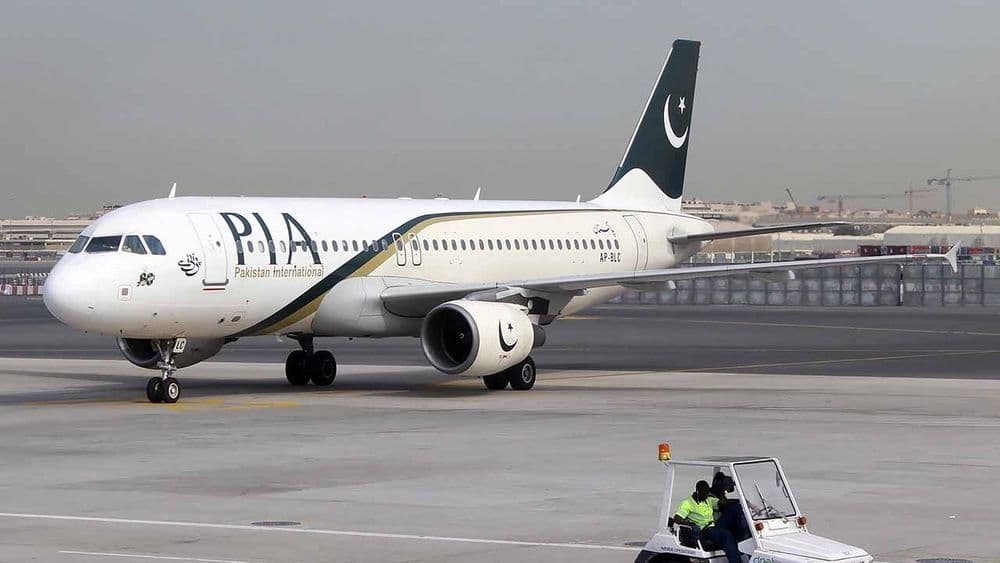 A Flight Steward of Pakistan International Airlines Faces Consequences for Inappropriate Behavior in Canada
